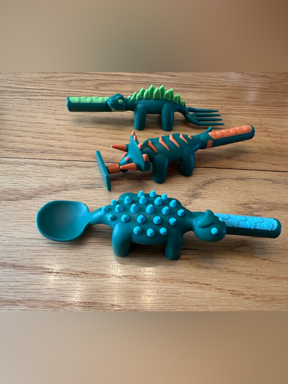 Constructive Eating Dinosaur plate and utensil set - Picture 3 of 3